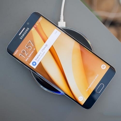 Беспроводное зарядное устройство для Android и iOS телефонов
