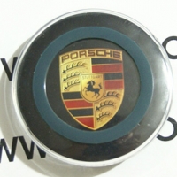 Беспроводная зарядка Porsche 2