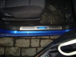 накладки на пороги с подсветкой Chevrolet aveo,светящиеся накладки на пороги Chevrolet aveo,светодиодные накладки на пороги Chevrolet aveo,светодиодные накладки на пороги авто Chevrolet aveo,накладки на пороги led Chevrolet aveo,декоративные накладки aveo