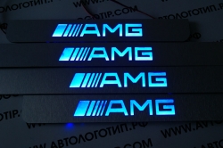 Подсветка порогов AMG,накладки на пороги с подсветкой AMG,светящиеся накладки на пороги AMG,светодиодные накладки на пороги AMG,светодиодные накладки на пороги авто AMG,накладки на пороги led AMG,декоративные накладки амг