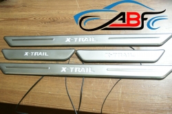 накладки,пороги,подсветкой,NISSAN,XTrail,светящиеся,светодиодные,авто,led,декоративные