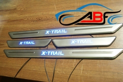 накладки,пороги,подсветкой,NISSAN,XTrail,светящиеся,светодиодные,авто,led,декоративные