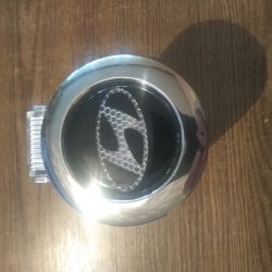 Пепельница с подсветкой логотипа Hyundai,автомобильная пепельница с логотипом Hyundai,пепельница Hyundai,пепельница с подсветкой Hyundai,светящаяся пепельница Hyundai,пепельница автомобильная с подсветкой Hyundai,светящаяся пепельница с логотипом Hyundai