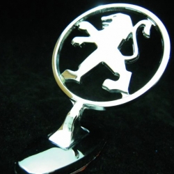логотип peugeot на капот логотипы на капот