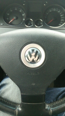 Хром окантовка логотипа на руль для Volkswagen,Кольцо накладка на руль,Хромированную окантовку эмблемы на руле,Окантовка значка на руле подходит для моделей VW