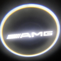 Подсветка логотипа в двери AMG,подсветка дверей с логотипом AMG,Штатная подсветка AMG,подсветка дверей с логотипом авто AMG,светодиодная подсветка логотипа AMG в двери,Лазерные проекторы AMG в двери,Лазерная подсветка AMG