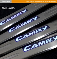накладки на пороги с подсветкой Toyota Camry,светящиеся накладки на пороги Toyota Camry,светодиодные накладки на пороги Toyota Camry,светодиодные накладки на пороги авто Toyota Camry,накладки на пороги Toyota Camry,декоративные накладки Toyota Camry