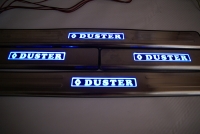 накладки на пороги с подсветкой renault duster,светящиеся накладки на пороги reno duster,светодиодные накладки на пороги renault duster,светодиодные накладки на пороги авто reno duster,накладки на пороги led renault duster,декоративные накладки рено дасте