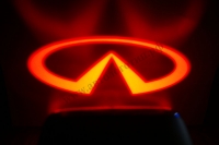 INFINITI. Тень логотипа infiniti,Подсветка днища с логотипом infiniti,Проекция логотипа авто под бампер infiniti,Проектор логотипа infiniti,Подсветка машины с логотипом infiniti