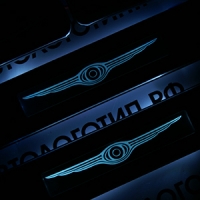 Накладки на пороги с подсветкой Chrysler