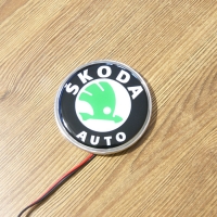 Светящийся логотип SKODA FABIA