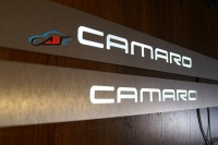 накладки,на,пороги,с,подсветкой,Chevrolet,Camaro,светящиеся,светодиодные,авто,декоративные,шевроле,камаро,подсветкой,светящиеся