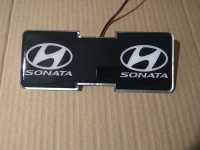 Ваш Хендай Соната сделает автомобиль красивым снаружи и внутри, добавит полезных свойств и изменит дизайн авто в лучшую сторону.  Комплект светодиодной подсветки центральной консоли для Hyundai Sonata YF/Хендай Соната. Светящиеся модули укладываются на дн