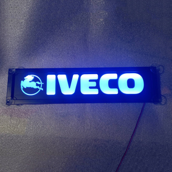 Светящаяся табличка Iveco в корпусе