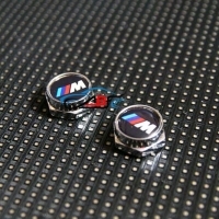 Декоративный болт для номерного знака с логотипом BMW М